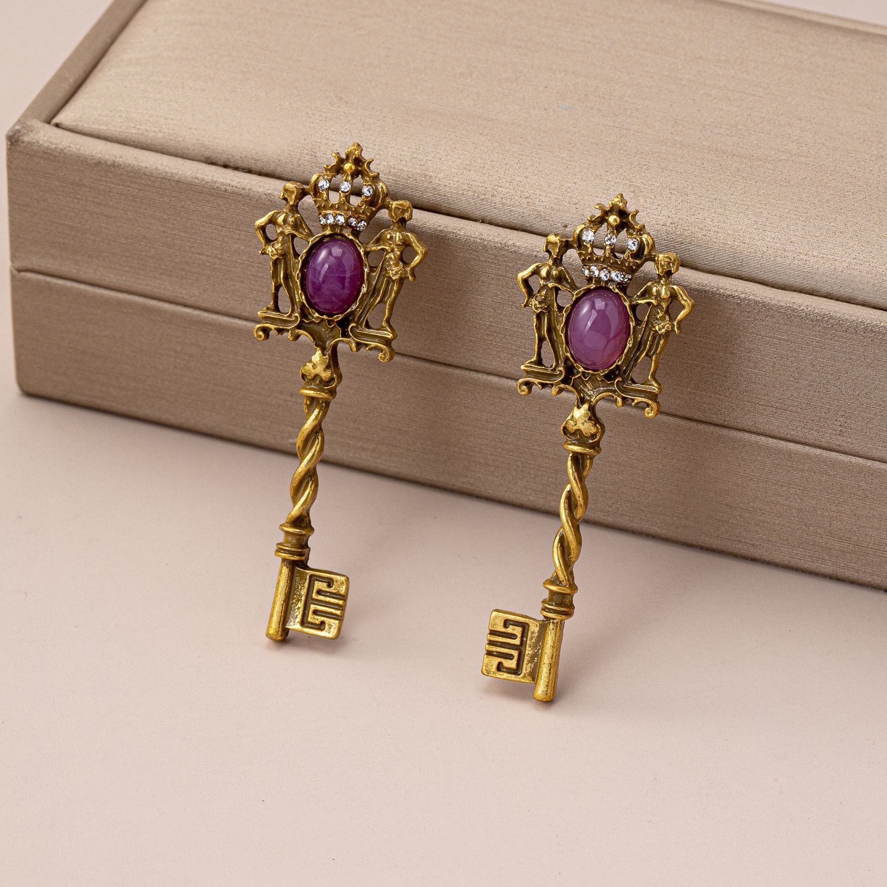 Water Droplets Stud Earrings For Unisex Featuring Ombre Enamel Design With Alloy Posts