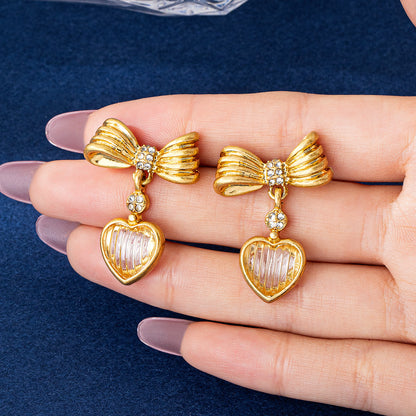 Retro Heart Shape Transparent Earrings In Zinc Alloy With Zinc Alloy Ear Pins, Unisex Clip Earrings