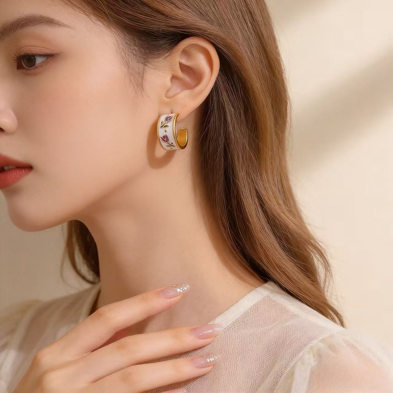 Retro Tulips Stud Earrings For Women With 925 Sterling Silver Posts Featuring Enamel Craftsmanship