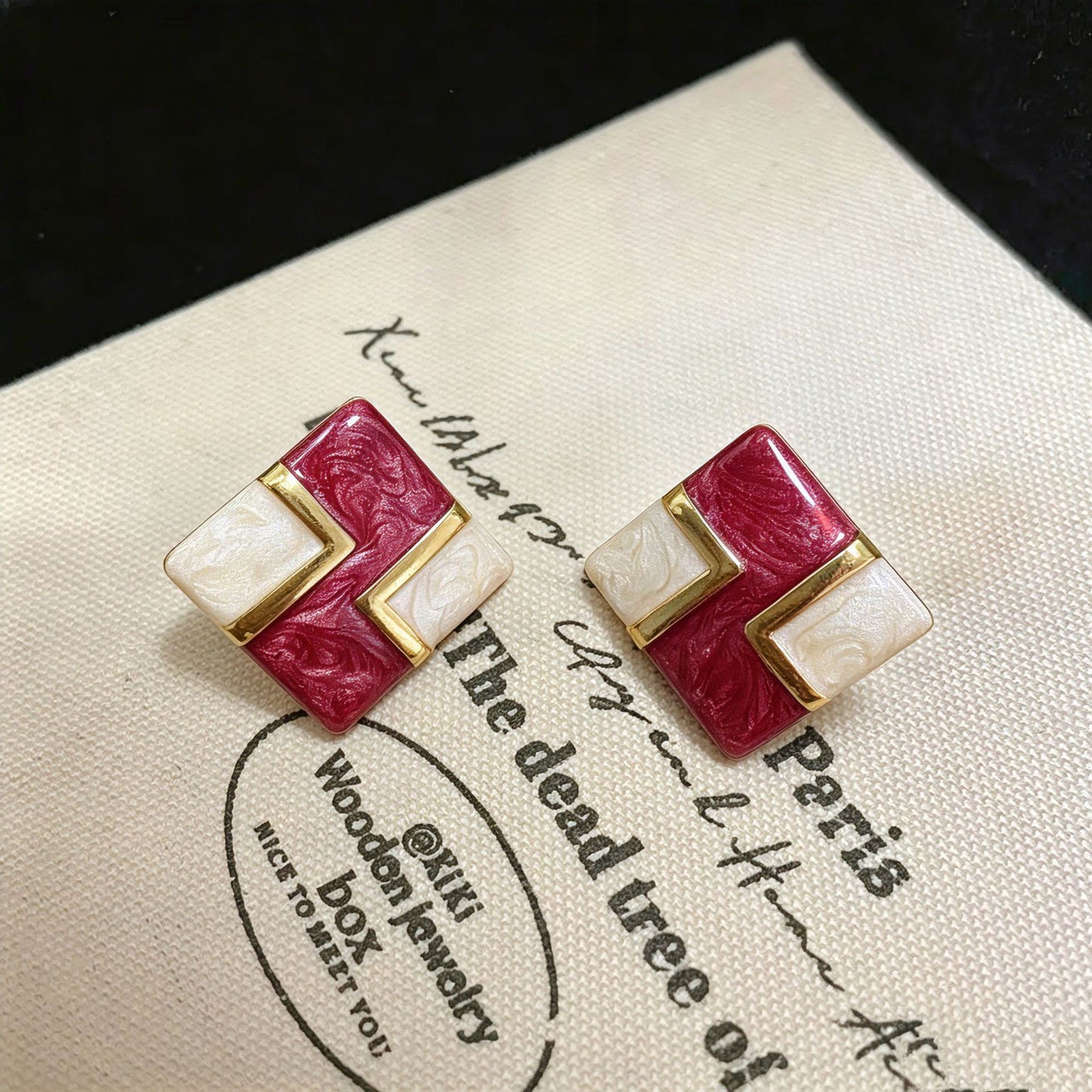 Square Enamel Stud Earrings For Unisex Featuring Zinc Alloy With 925 Sterling Silver Ear Pins In Silver
