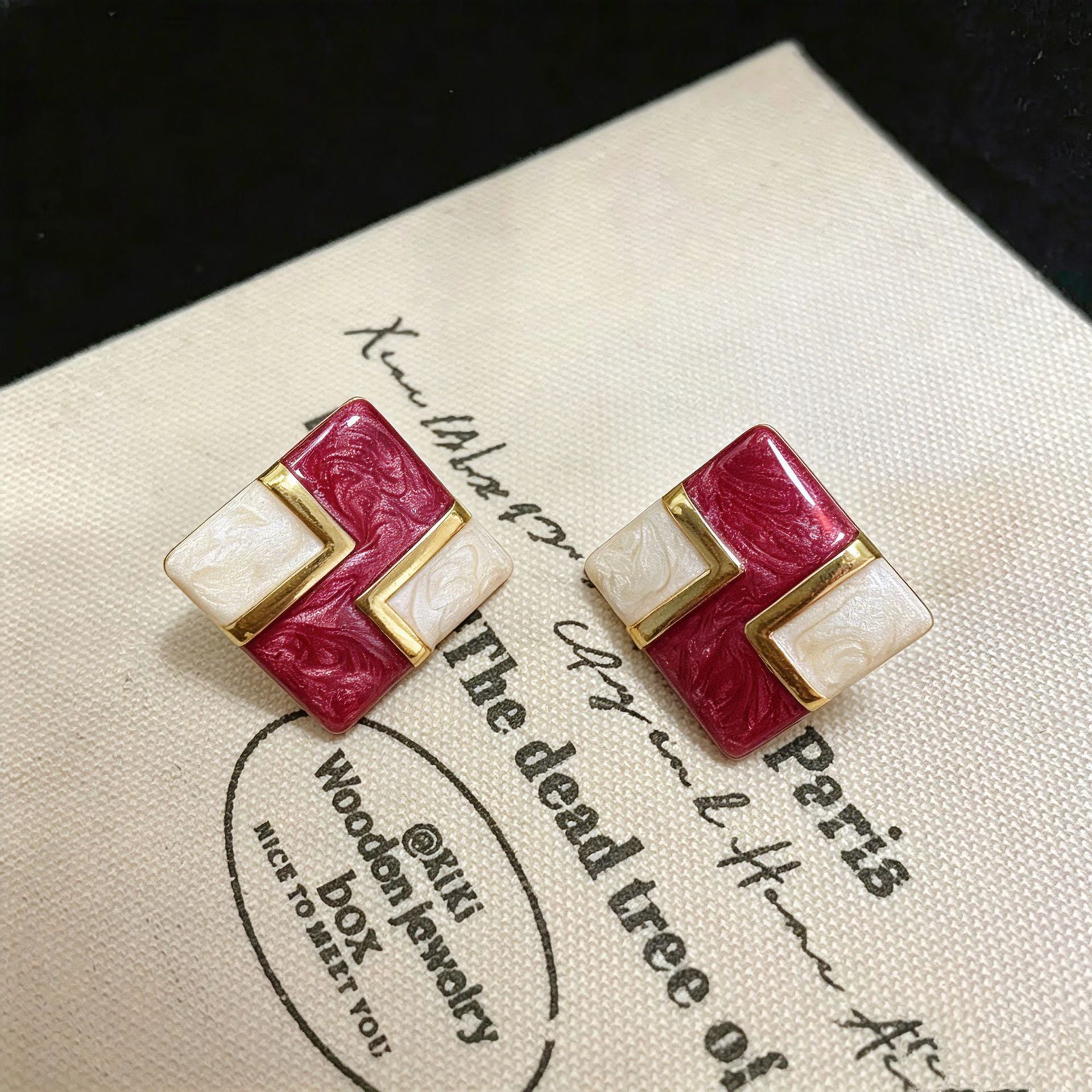 Square Enamel Stud Earrings For Unisex Featuring Zinc Alloy With 925 Sterling Silver Ear Pins In Silver