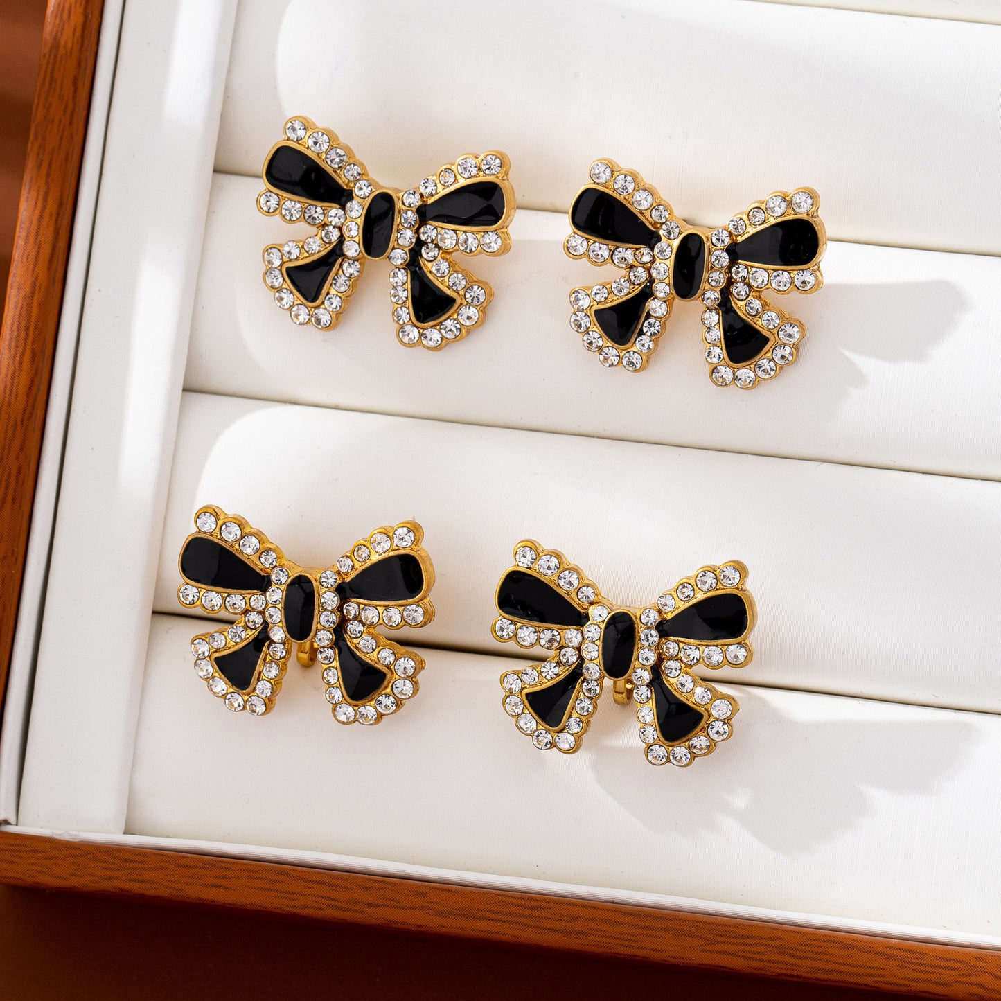 Retro Three-dimensional Bow Tie Stud Earrings For Unisex Featuring Zinc Alloy And 925 Sterling Silver