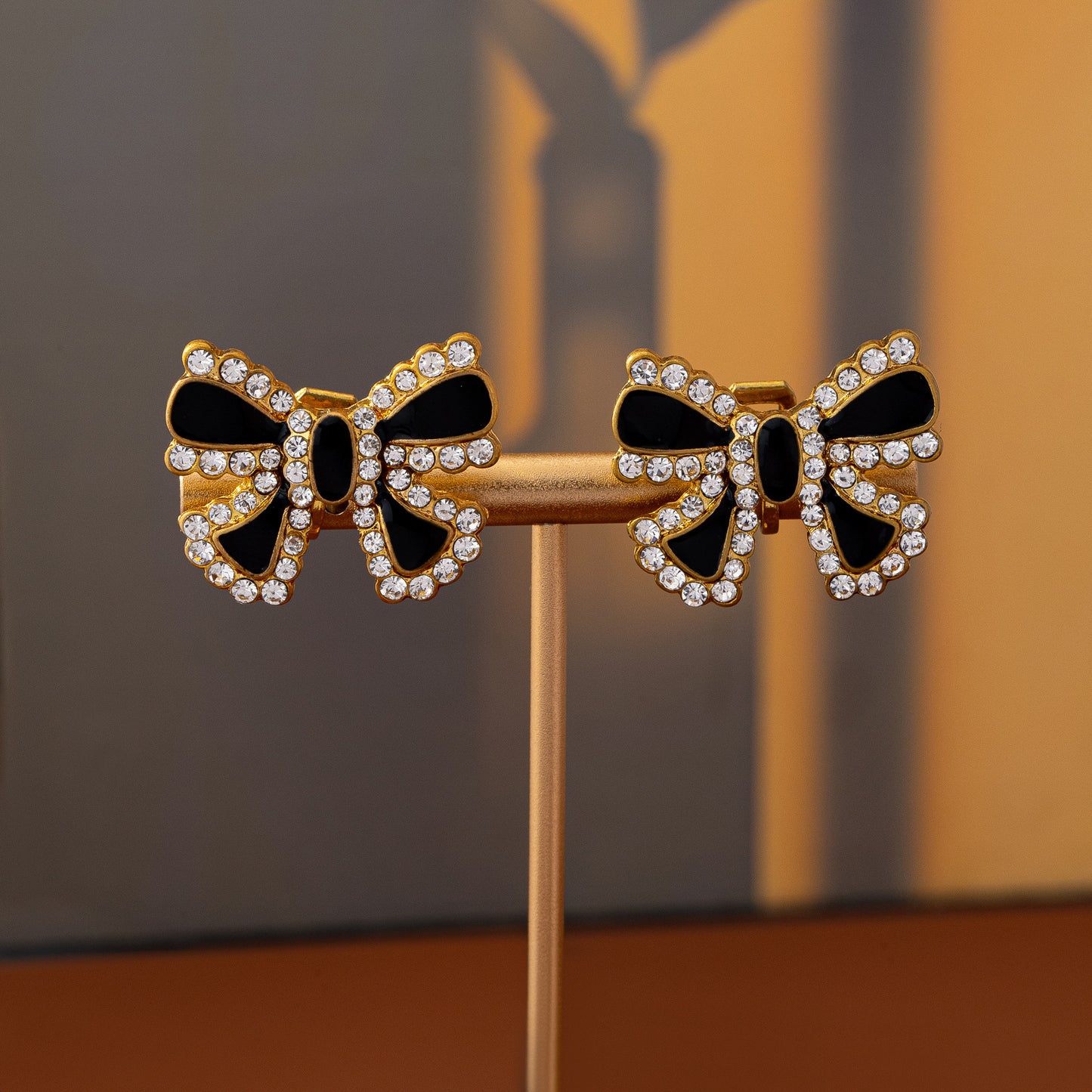 Retro Three-dimensional Bow Tie Stud Earrings For Unisex Featuring Zinc Alloy And 925 Sterling Silver