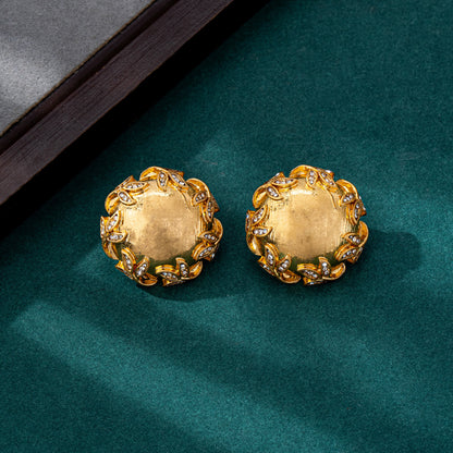 Retro Flowers Stud Earrings For Women With 925 Sterling Silver Posts And Zircon Inlay In Zinc Alloy