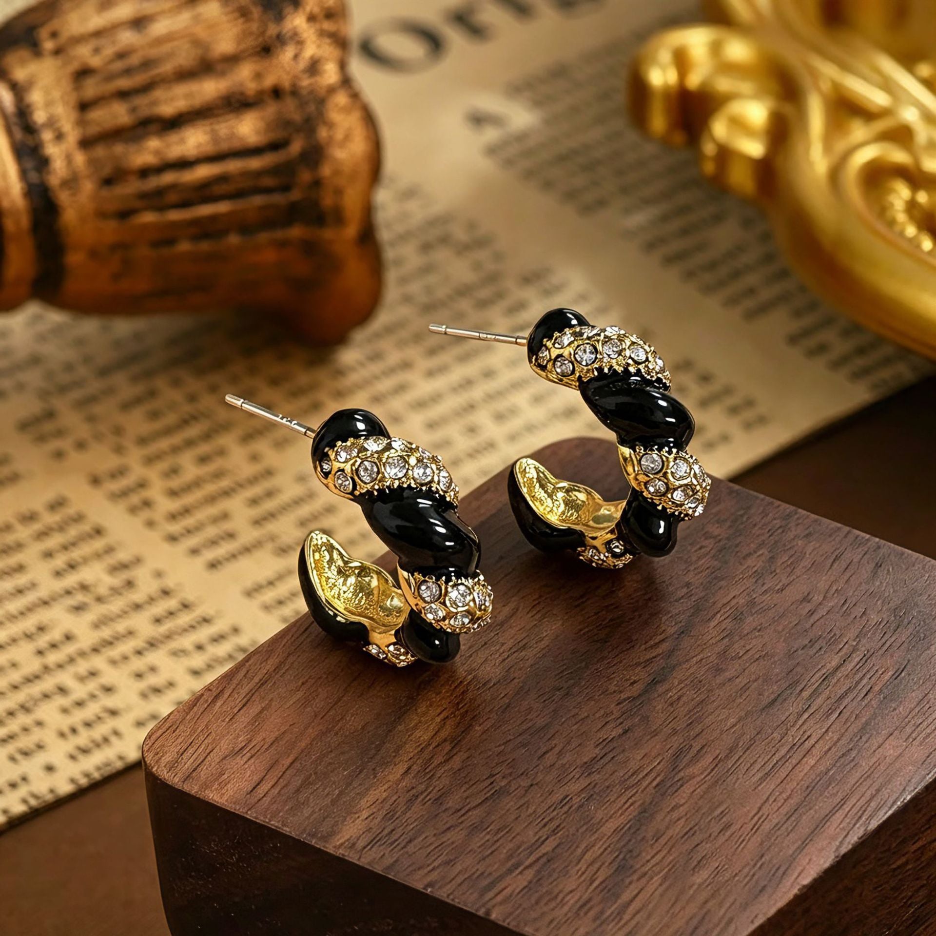 C Shape Unisex Stud Earrings With Enamel, Dyed Black Zinc Alloy, Rhinestones Inlay, 925 Sterling Silver Ear Pins