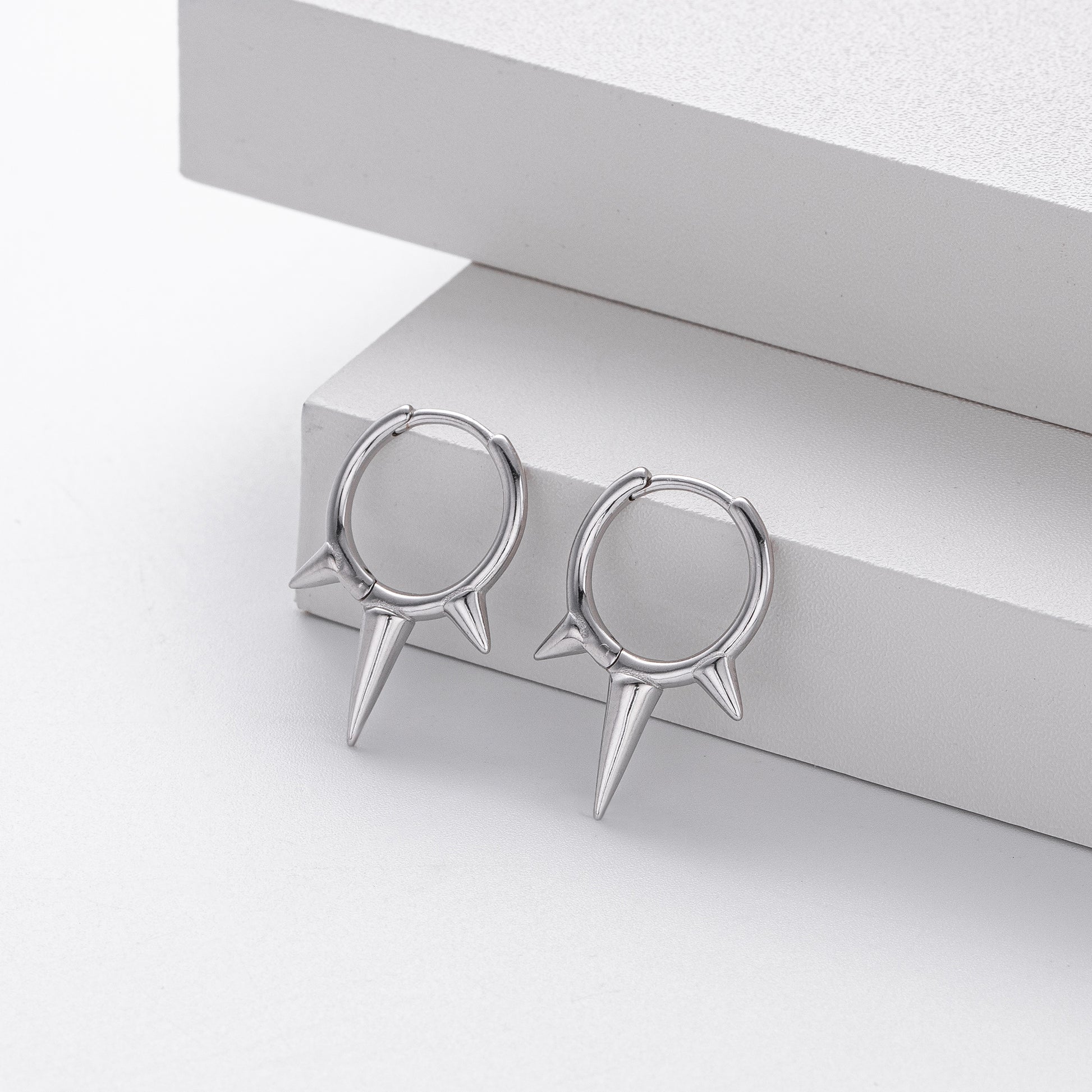 Conical 925 Sterling Silver Earrings For Women With 18K Gold Plating 0.03µm Thickness