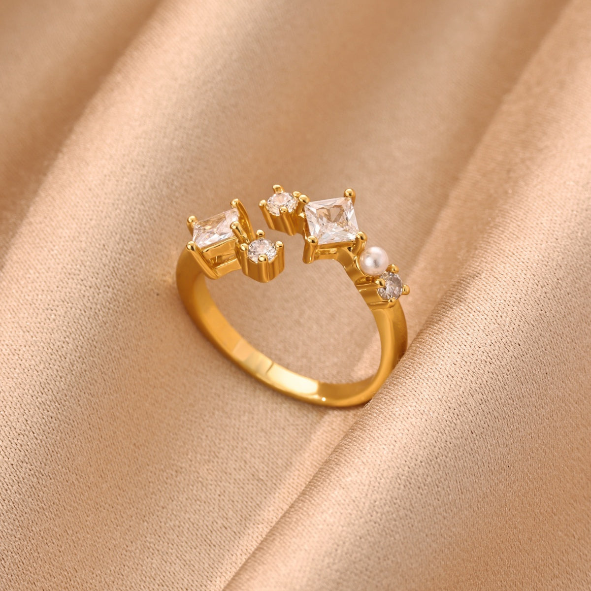 Electroplated Flowers Ring For Women In Copper With 18K Real Gold PVD Coating And Zircon Inlay