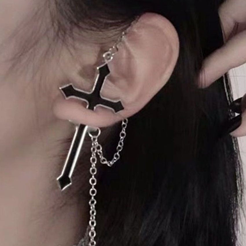 Exaggerated Chain Stud Earrings In Alloy With Electroplated Enamel Craft