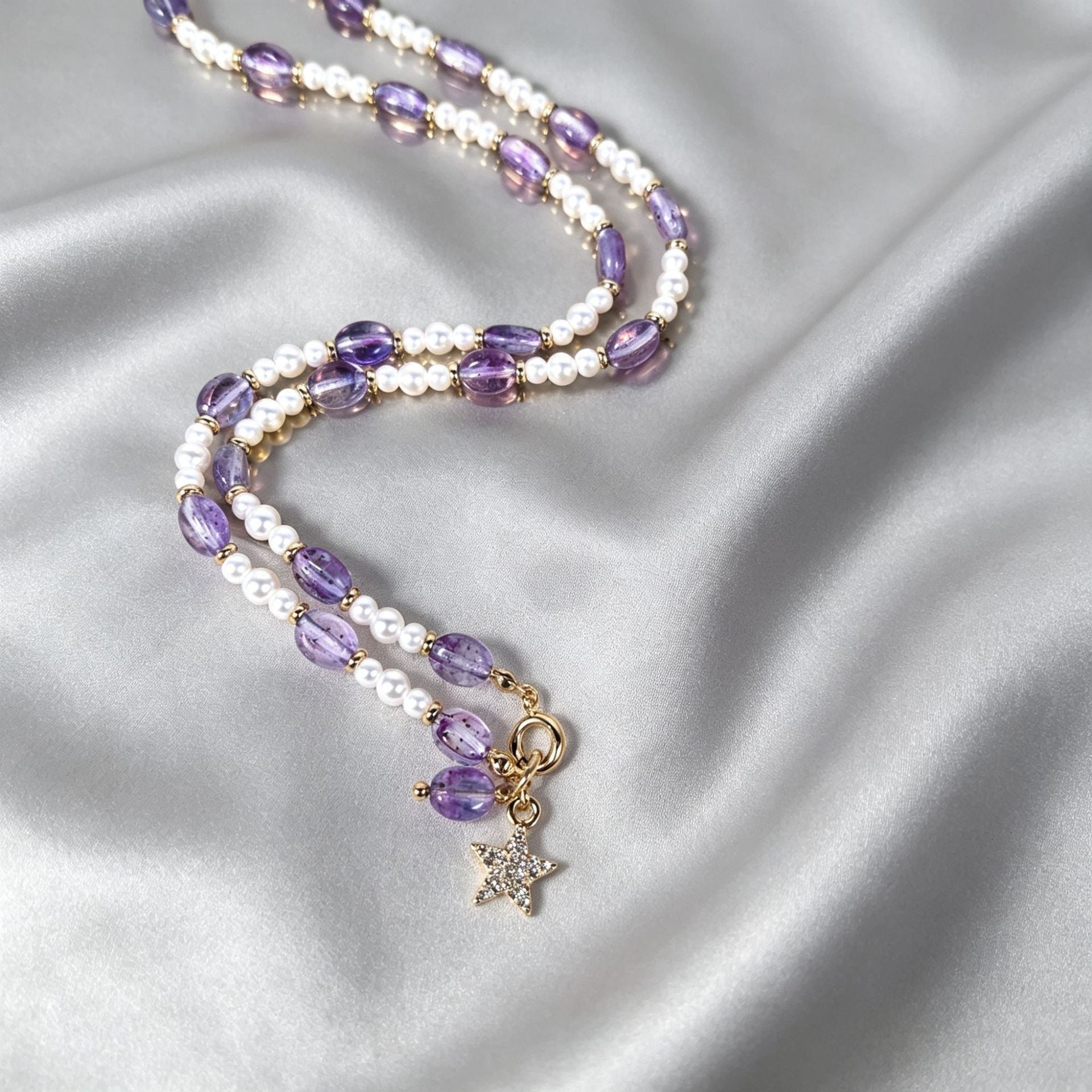 Pearl Beaded Chain Necklace For Women Featuring Acrylic Beading Craft