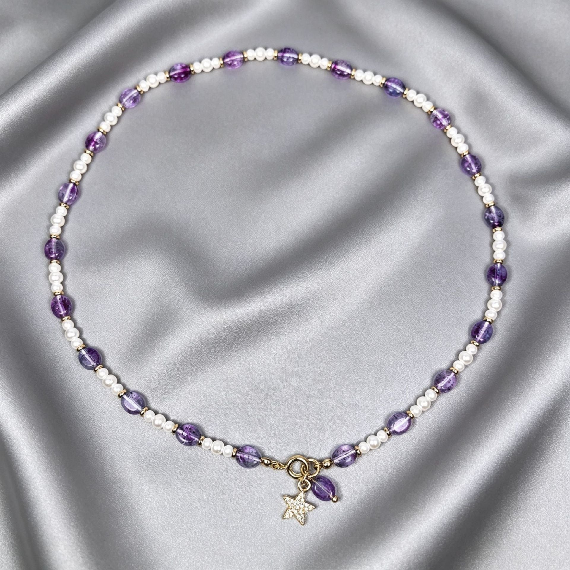 Pearl Beaded Chain Necklace For Women Featuring Acrylic Beading Craft