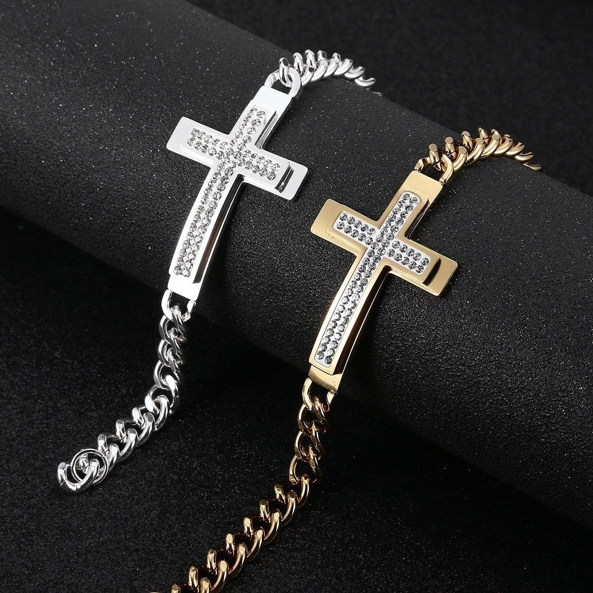 Men's Quadrilateral Pendant In Titanium Steel With Steel Color, Perfect For Spring Wear