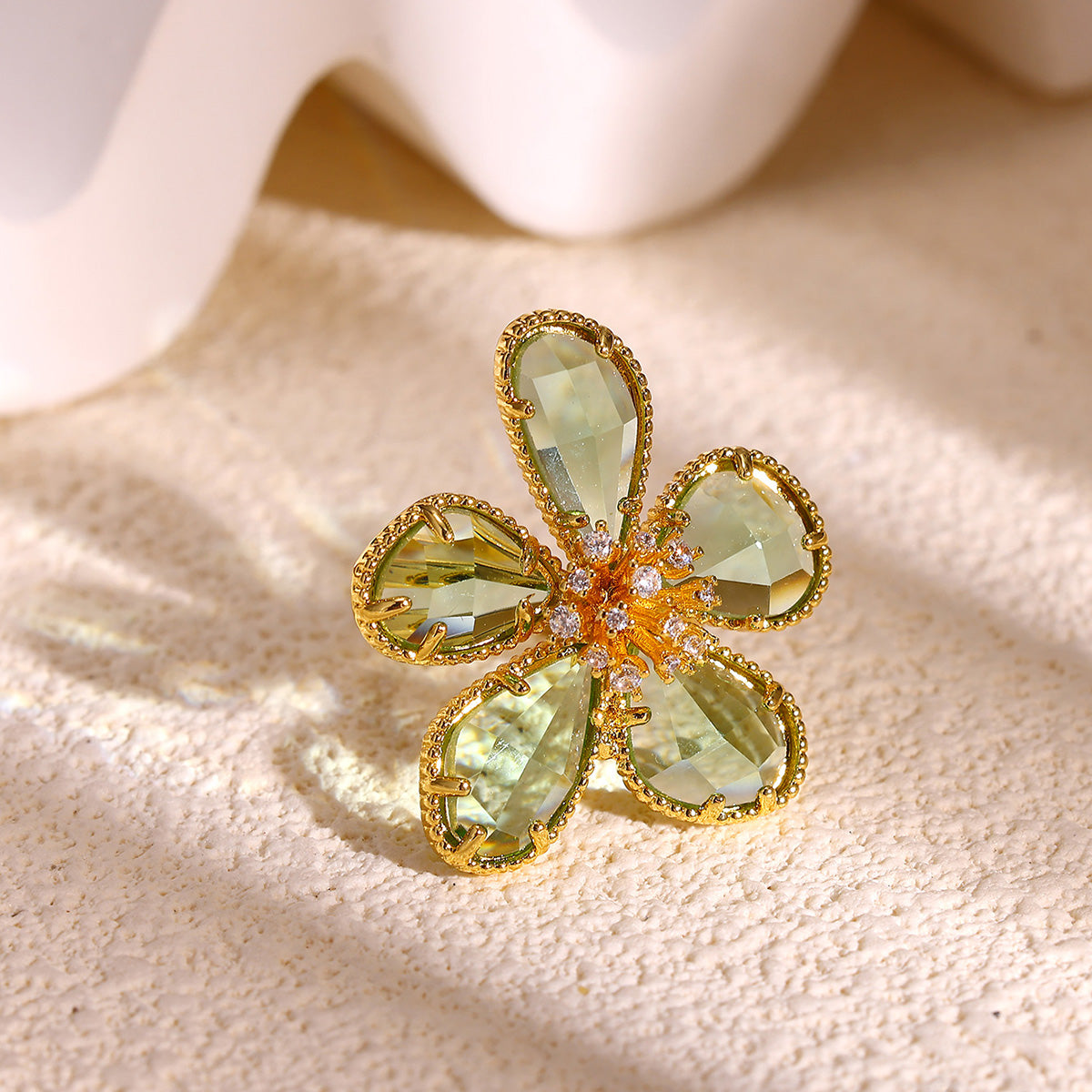 Electroplated Flowers Ring For Women In Copper With 18K Real Gold PVD Coating And Zircon Inlay