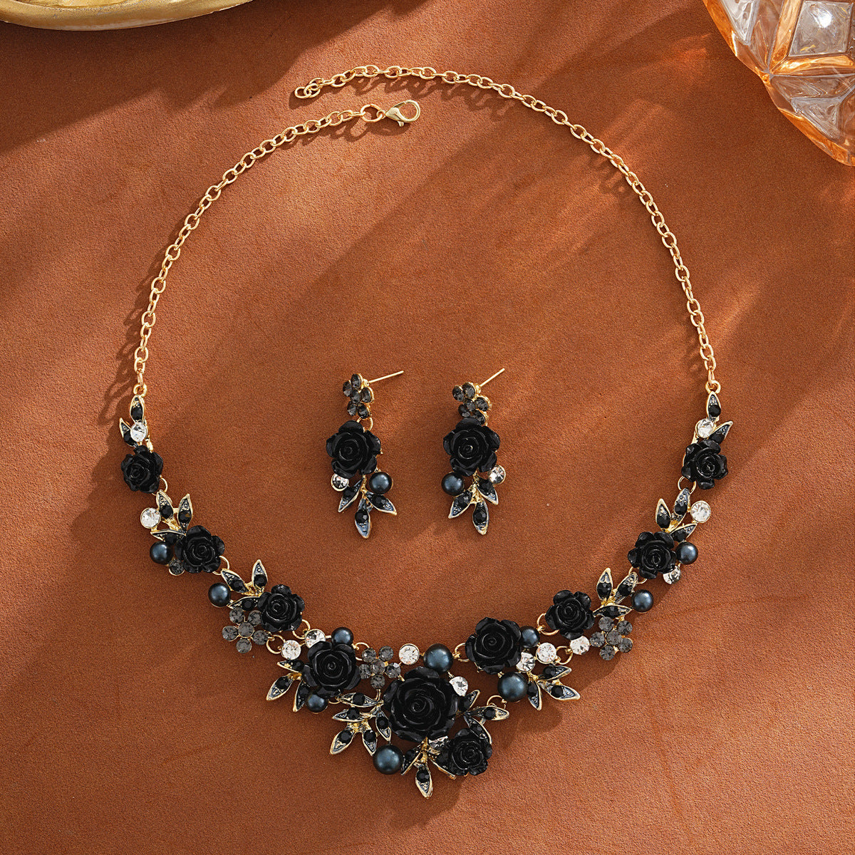 2 Pieces Set Sweet Flowers Necklace For Women Featuring Rhinestones And Alloy Material Jewelry Set