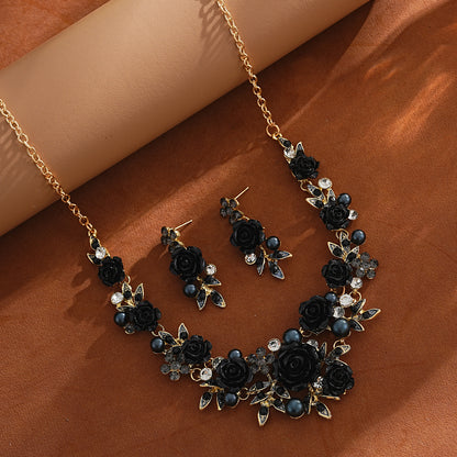 2 Pieces Set Sweet Flowers Necklace For Women Featuring Rhinestones And Alloy Material Jewelry Set