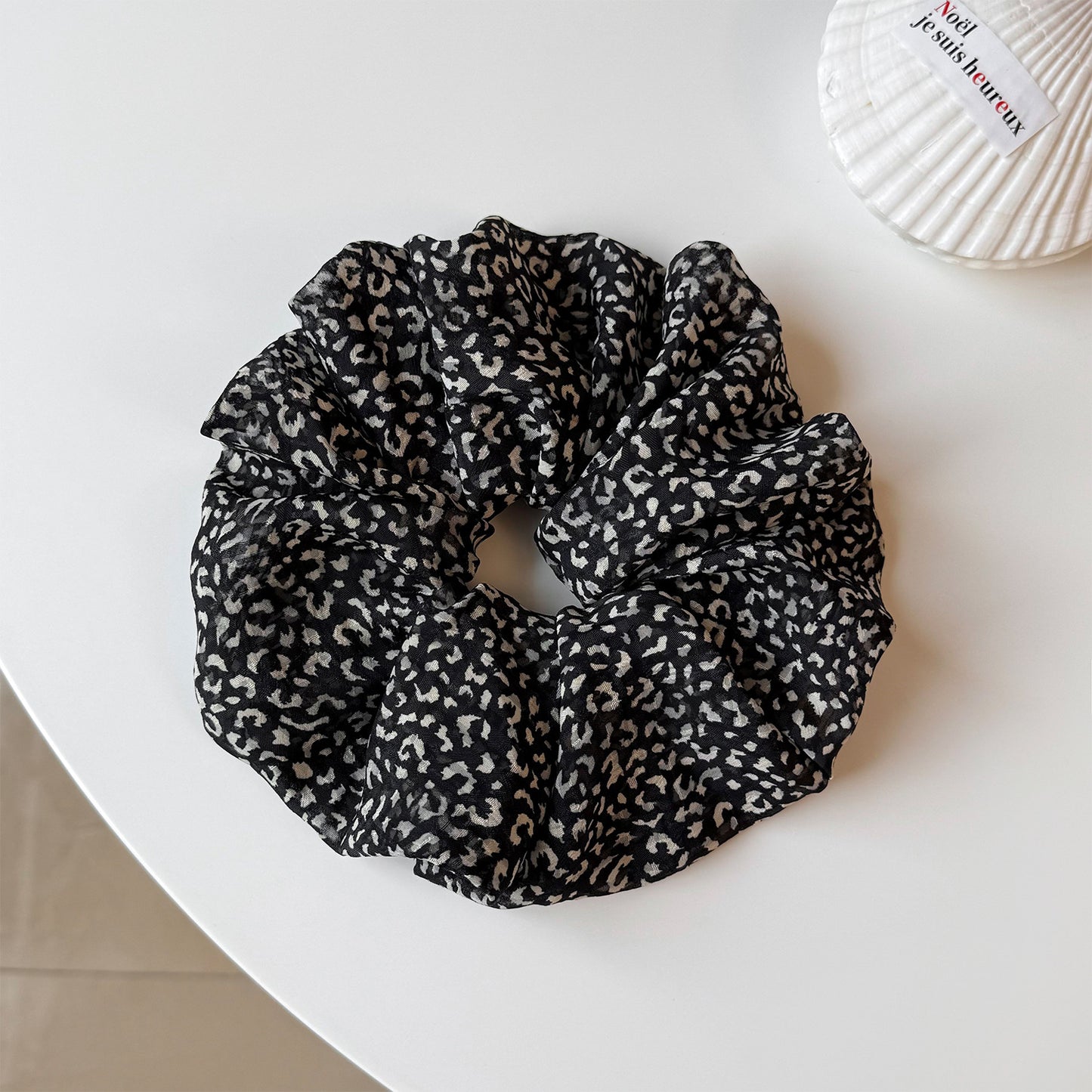 French Style Leopard Print Scrunchie For Women In Black & White, Made With Soft Gauze Material Hair Accessory