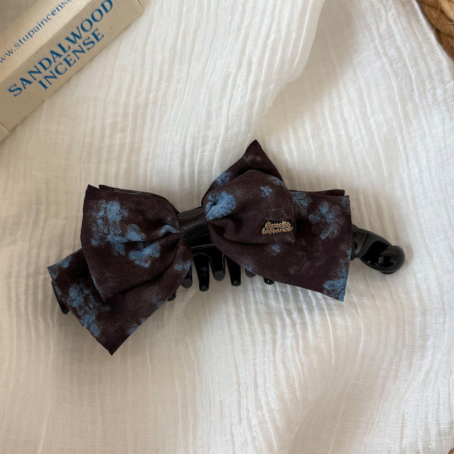 Bow Tie Banana Clip Hairpin For Women, Made Of Cloth, Available In Dyed Black