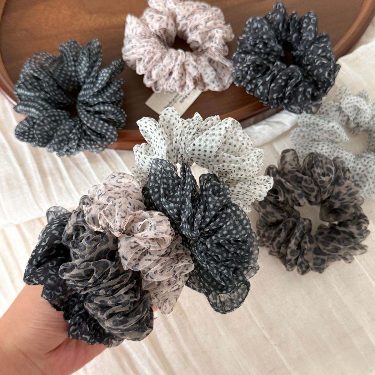 Leopard Print Scrunchie For Women, Made Of Soft Gauze, Perfect Summer Hair Accessory