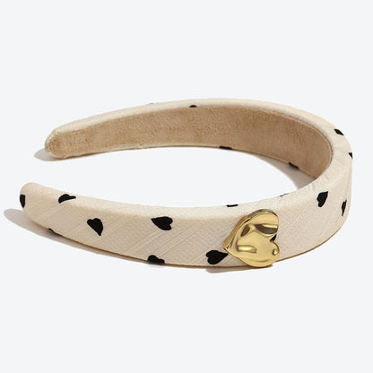 Heart Shape Spa Headband For Women In Simple Style, Made Of Cloth, Available In Dyed Black For Summer