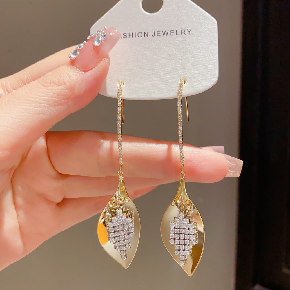 Leaves Tassel Drop Earrings For Women In Copper With Real Gold Plated Finish And Zircon Inlay