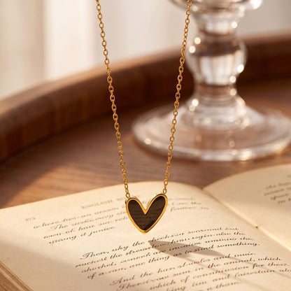 Simple Style Heart Shape Necklace For Women In Gold Featuring Titanium Steel Pendant With Shell Inlay