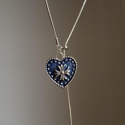 Heart Shape Enamel Pendant Necklace For Women In Alloy Material