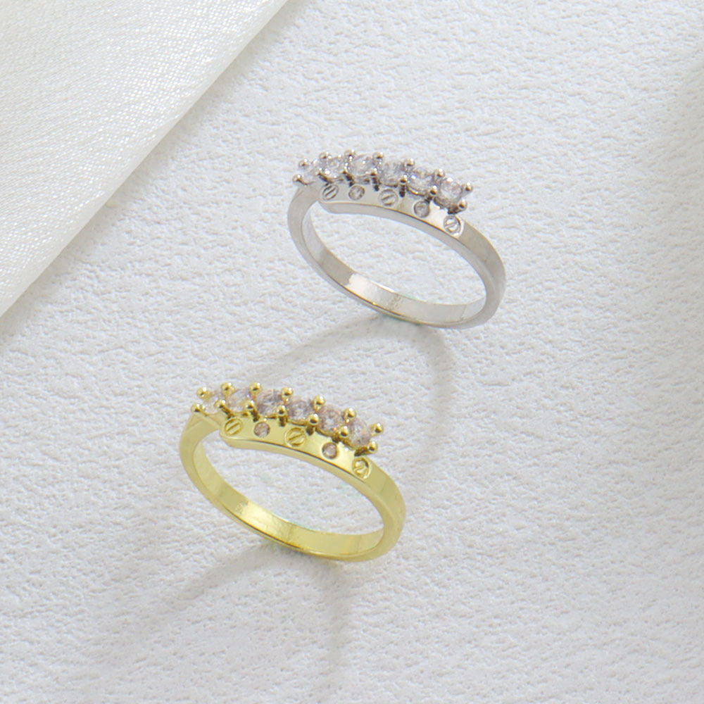 Luxurious Round Open Ring For Women With Bezel Setting, Electroplated Copper And Zircon Inlay