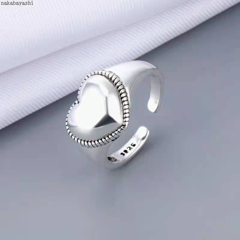 Retro Heart Shape Ring For Women In Electroplated Copper Featuring Elegant Design
