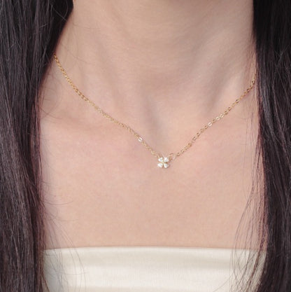 Lucky Heart Simple Style Necklace For Women With Copper Micro Super Whisper Thin Chain And Copper Pendant