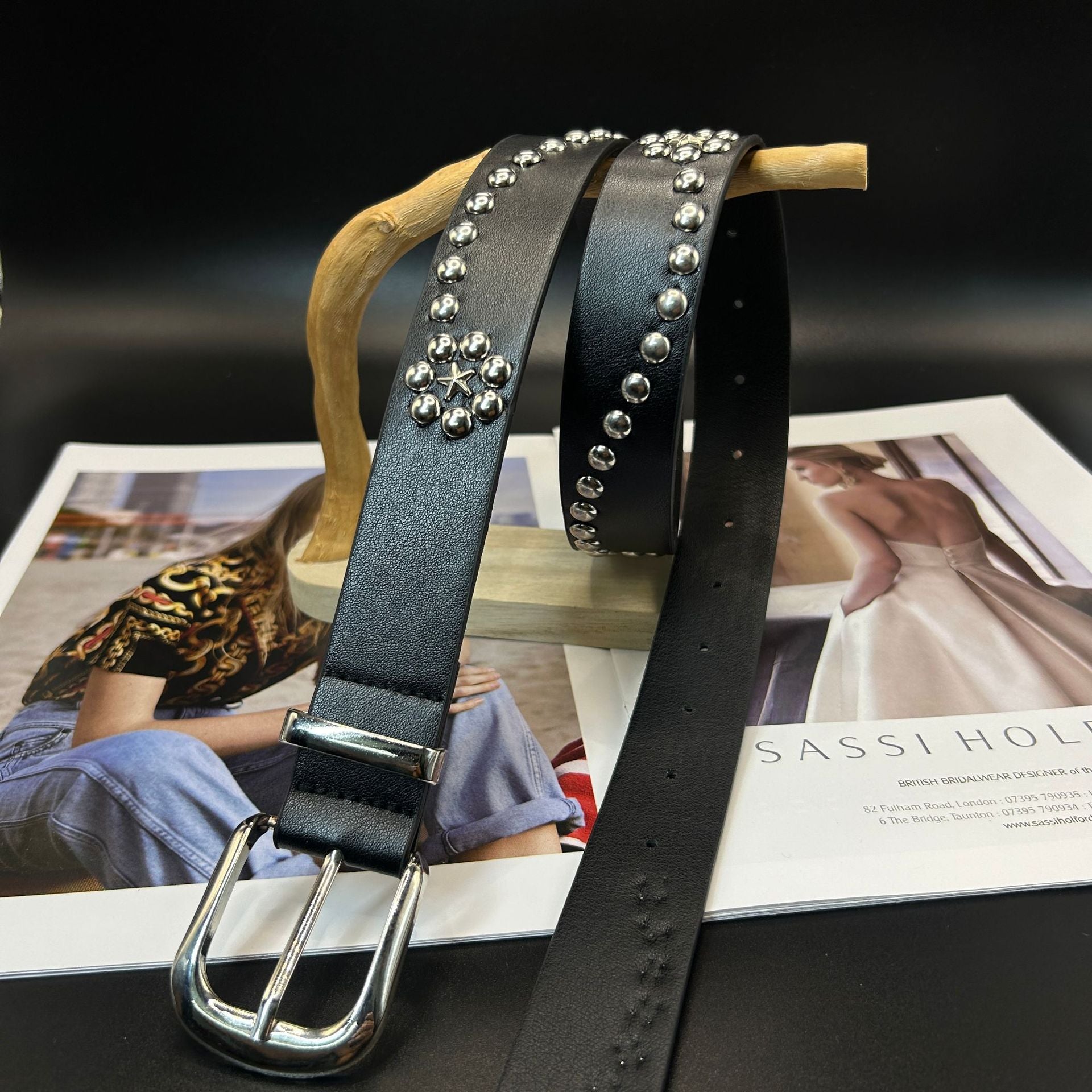 Women’s Punk Style Belt With Alloy Pin Buckle, Made Of Dyed Black PU Leather
