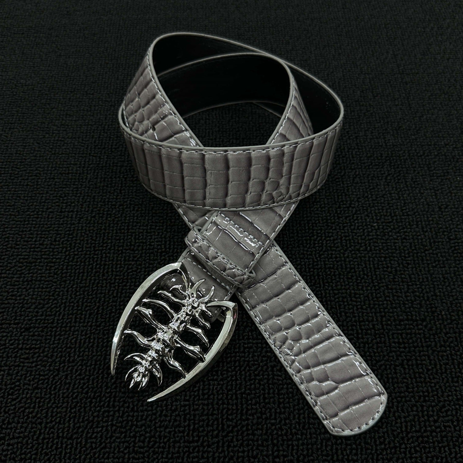 Scorpion Hip-Hop Belt With Smooth Alloy Buckle In Grey PU Leather