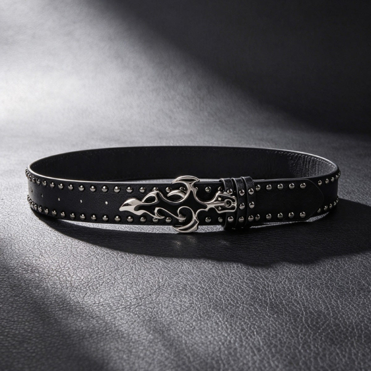 Men's Punk Skull Belt In Dyed Black PU Leather With Snap Buckle