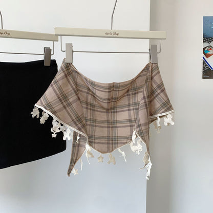 Plaid Triangle Scarf For Women In Business Style, Made Of Polyester, Featuring Red Color Suitable For Autumn
