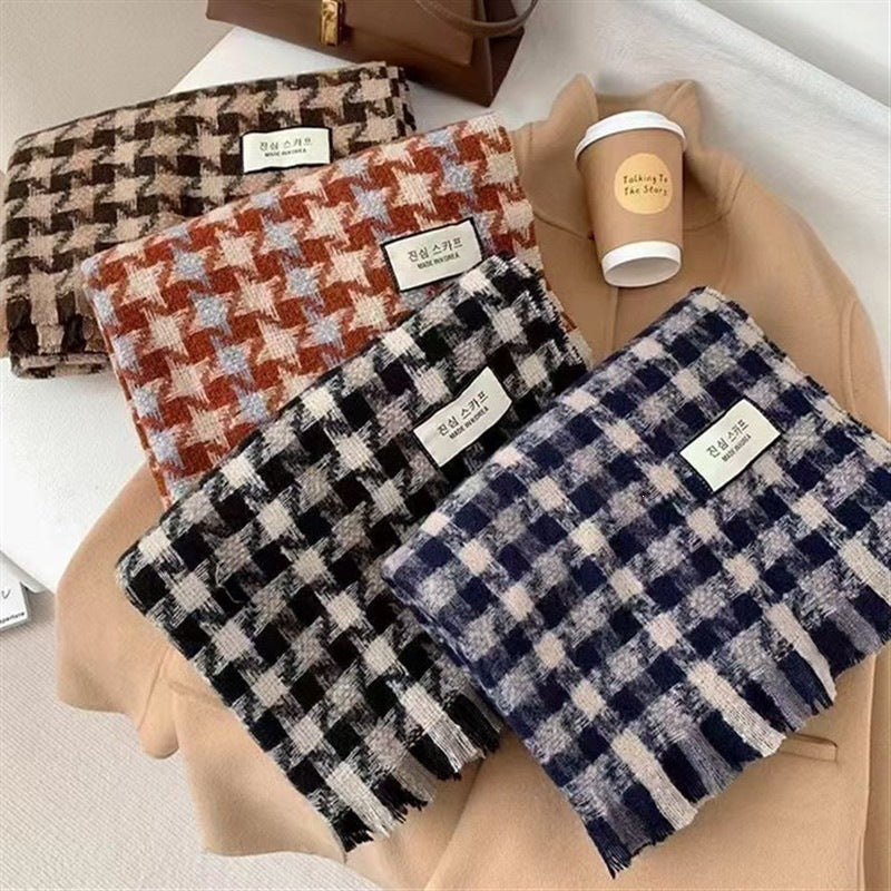 Houndstooth Pattern Women's Scarf In Dyed Black, Made Of Imitation Cashmere For Winter