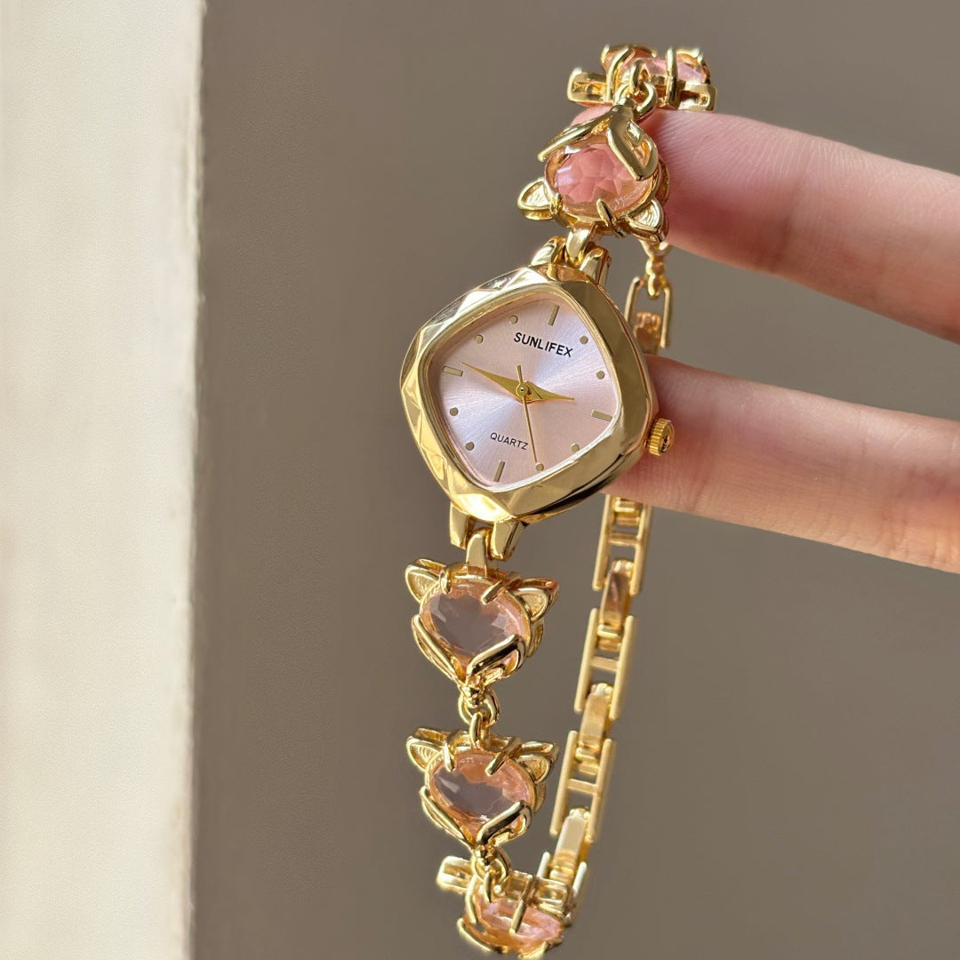 Women's Quartz Watch With Rhombus Dial Featuring Alloy Strap, Ordinary Glass Mirror, And Pointer Display