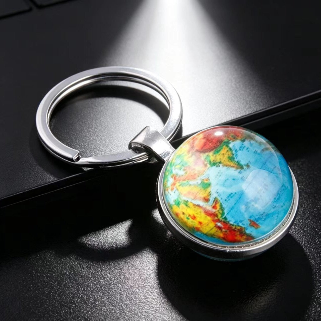 New Year Map Key Chain Featuring Gem Inlay And Durable Metal Material