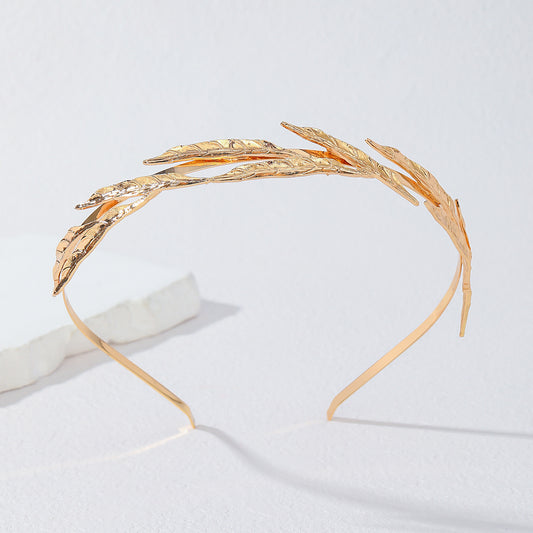 Modern Style Leaf Jewelry Headband For Women In Gold, Made Of Zinc Alloy, Perfect For Spring Season