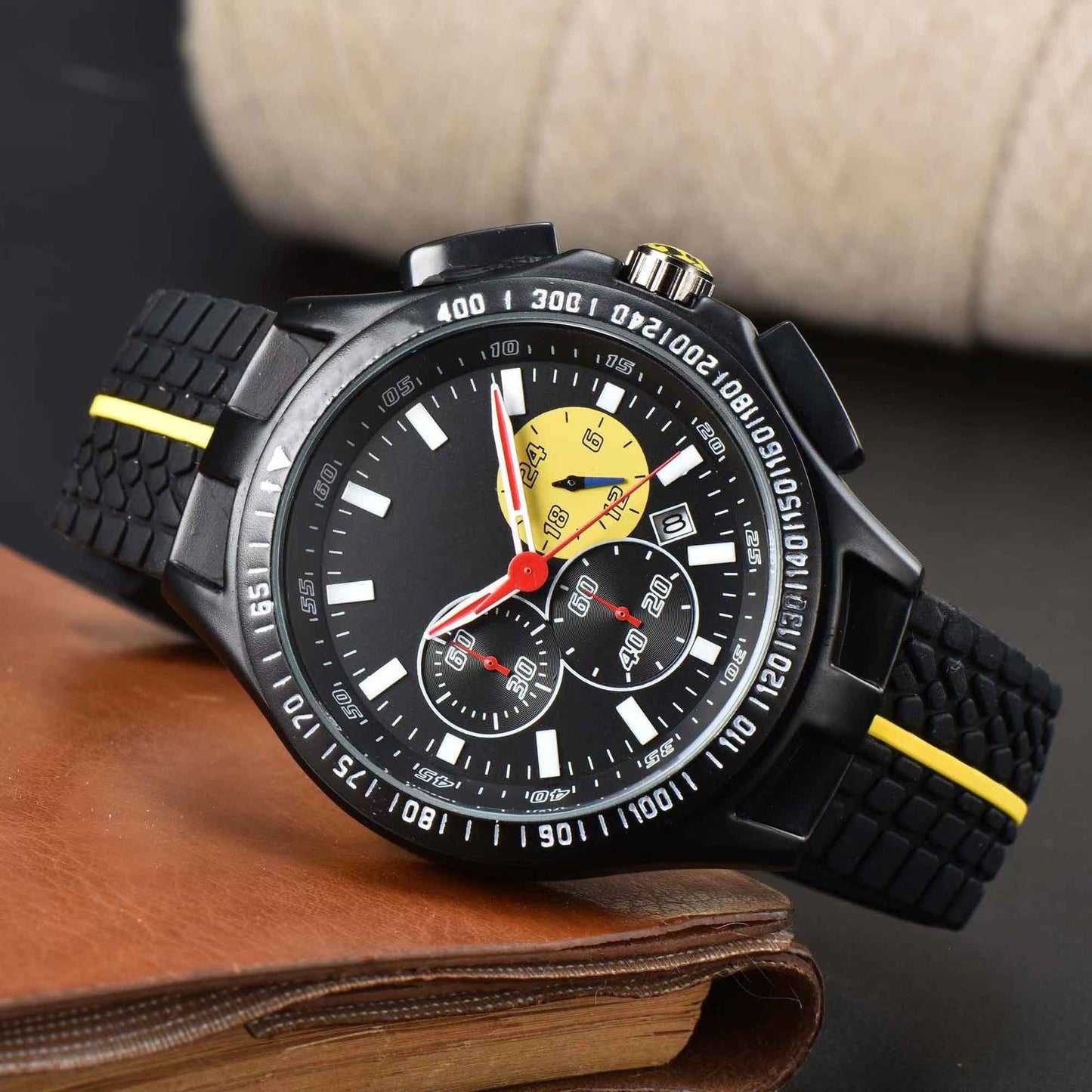 Men's Quartz Watch With Round Dial, Tempered Glass Mirror, Pointer Display, Silica Gel Strap, And Pin Buckle
