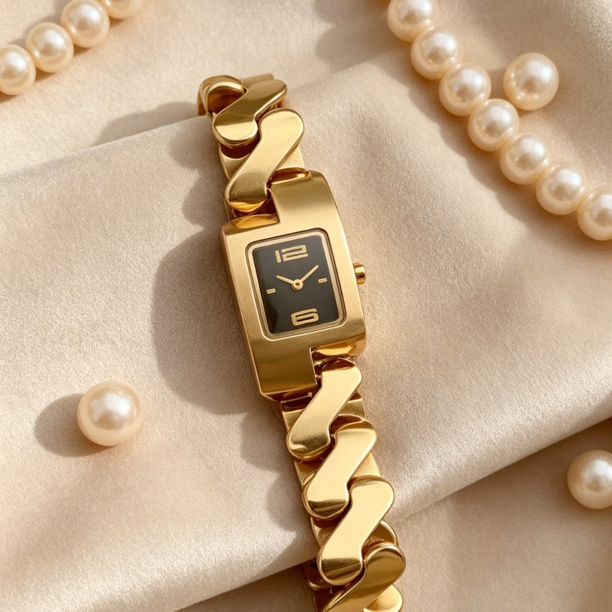 Women’s Quartz Watch With Square Dial, Stainless Steel Strap, Single Folding Buckle, And Ordinary Glass Mirror