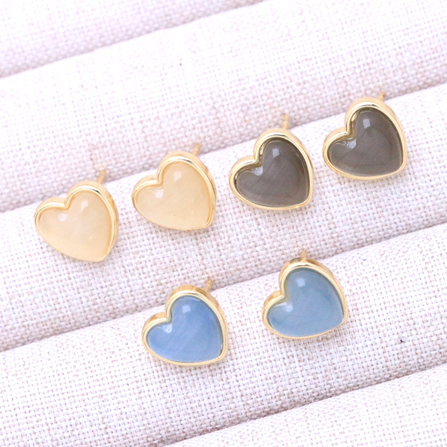 Modern Style Heart Shape Stud Earrings For Women With Multicolor Cat's Eye Stone And Stone Texture