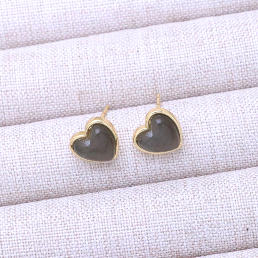 Modern Style Heart Shape Stud Earrings For Women With Multicolor Cat's Eye Stone And Stone Texture