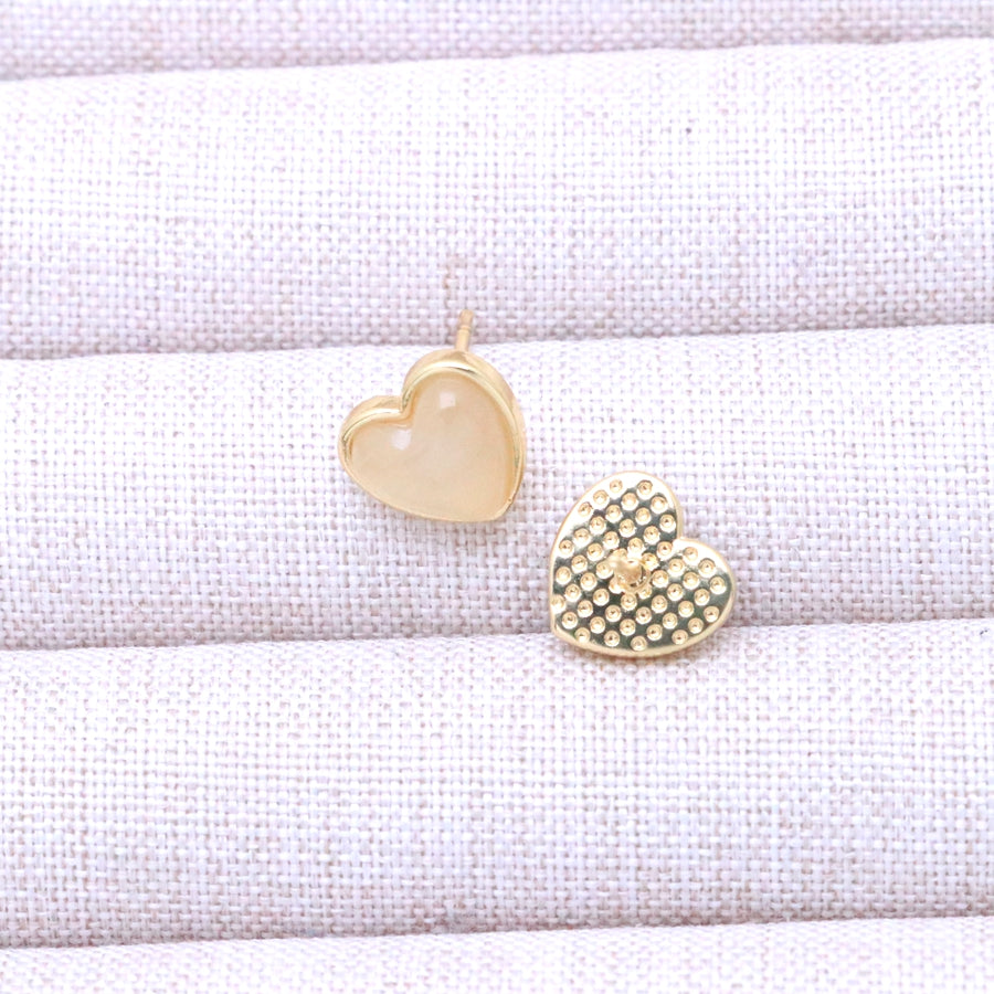 Modern Style Heart Shape Stud Earrings For Women With Multicolor Cat's Eye Stone And Stone Texture