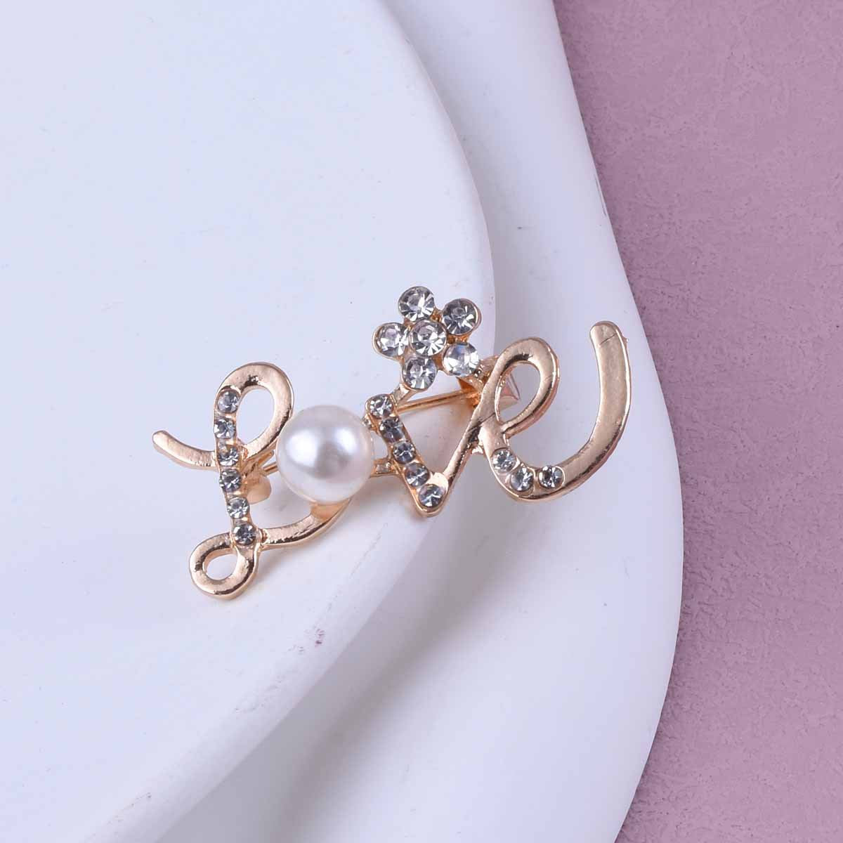 Love Pin Made Of Zinc Alloy With Rhinestones, Electroplated Finish In Gold