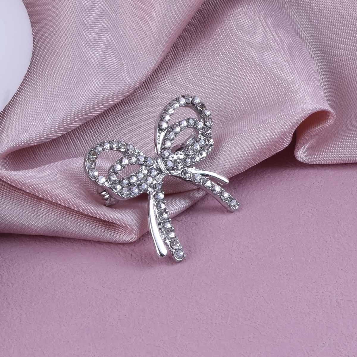 Gold Zinc Alloy Bow Tie Pin With Rhinestones Featuring Elegant Craftsmanship