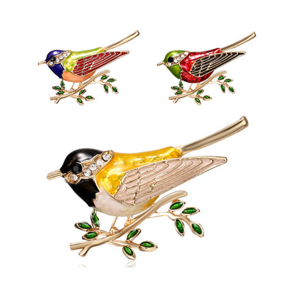 Bird Pin In Zinc Alloy With Rhinestones, Electroplated Finish, Available In Purple
