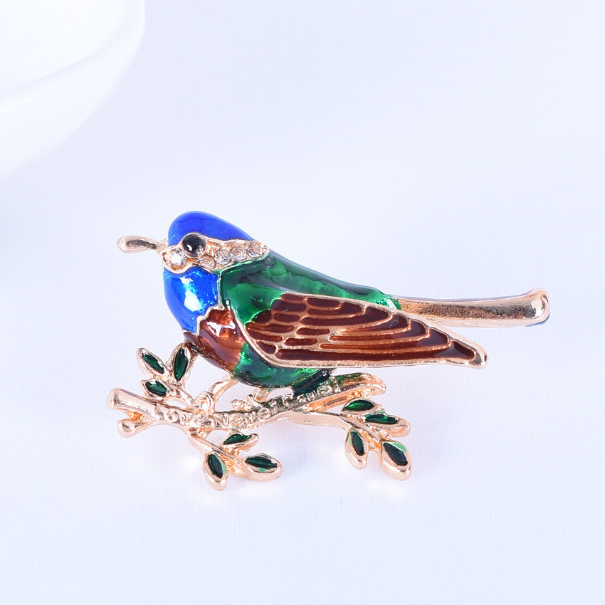 Bird Pin In Zinc Alloy With Rhinestones, Electroplated Finish, Available In Purple