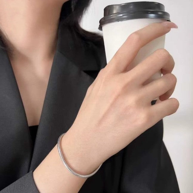 Silver Snake Pattern Alloy Bracelet With Electroplated Silver Plated Finish, Stylish Bangle