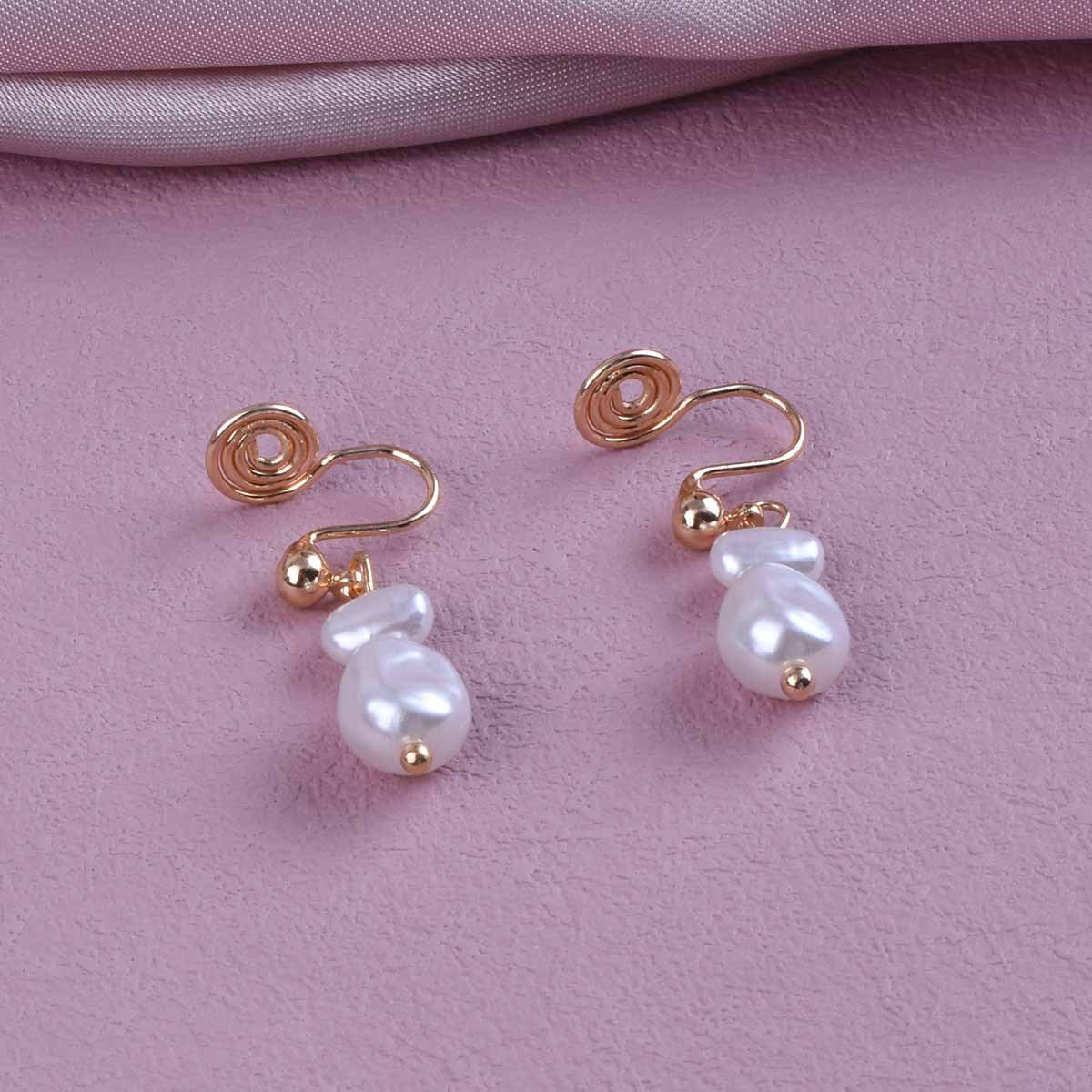 Sweet Geometric Clip Earrings In Electroplated Alloy With Artificial Pearl Inlay, Unisex Design