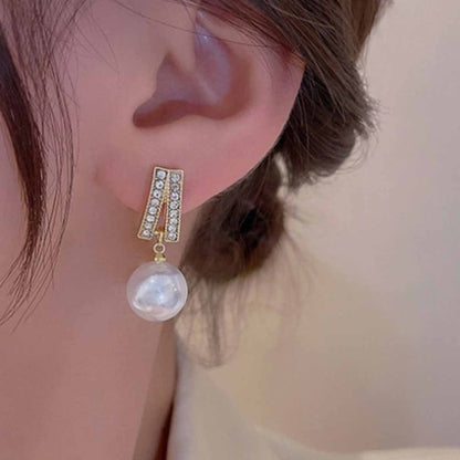 Geometric Sweet Clip Earrings For Unisex Featuring Zinc Alloy And 304 Stainless Steel With Rhinestone Inlay