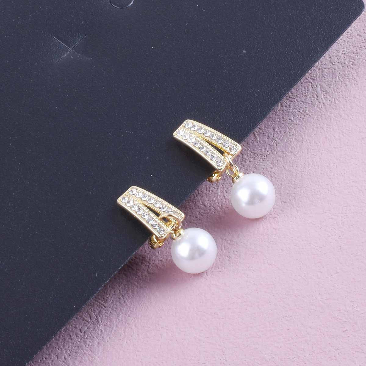 Geometric Sweet Clip Earrings For Unisex Featuring Zinc Alloy And 304 Stainless Steel With Rhinestone Inlay