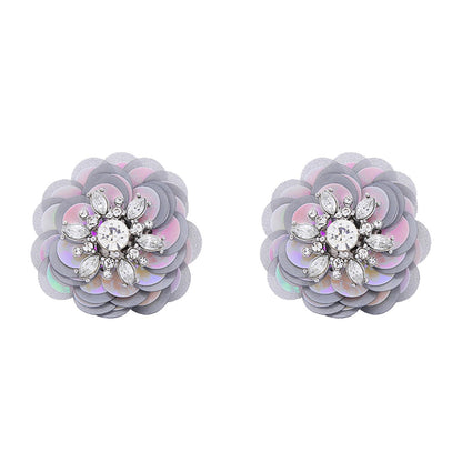 Silver Zinc Alloy Flowers Stud Earrings For Unisex Featuring Sweet Style